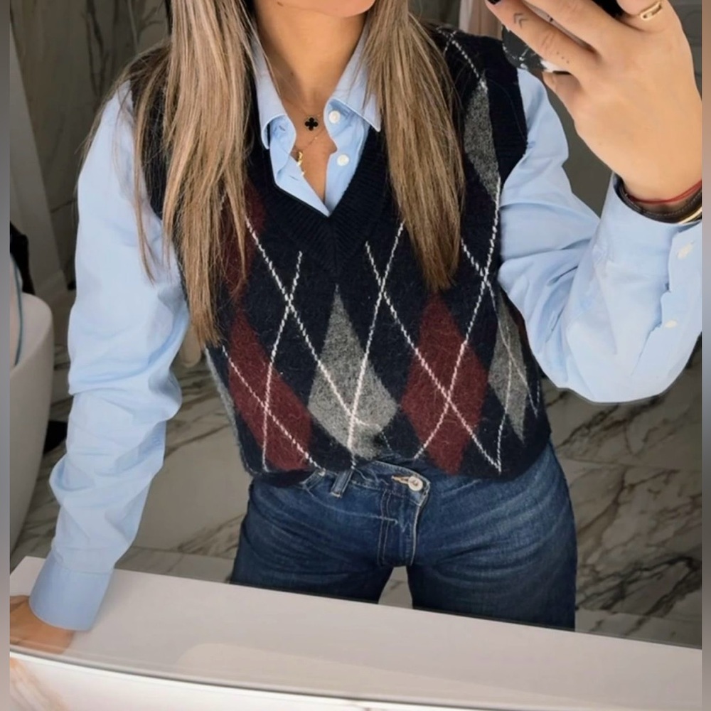 H&M ✨Viral✨ Argyle Vest